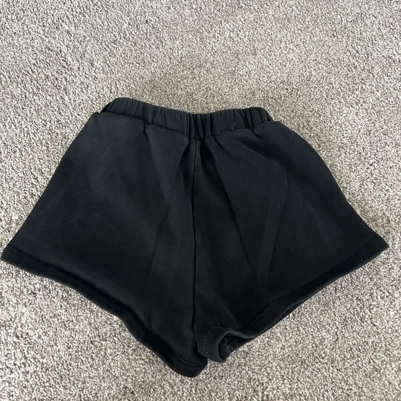 Princess Polly - Picture 2 of 3